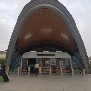 4season بيت شباب دبي